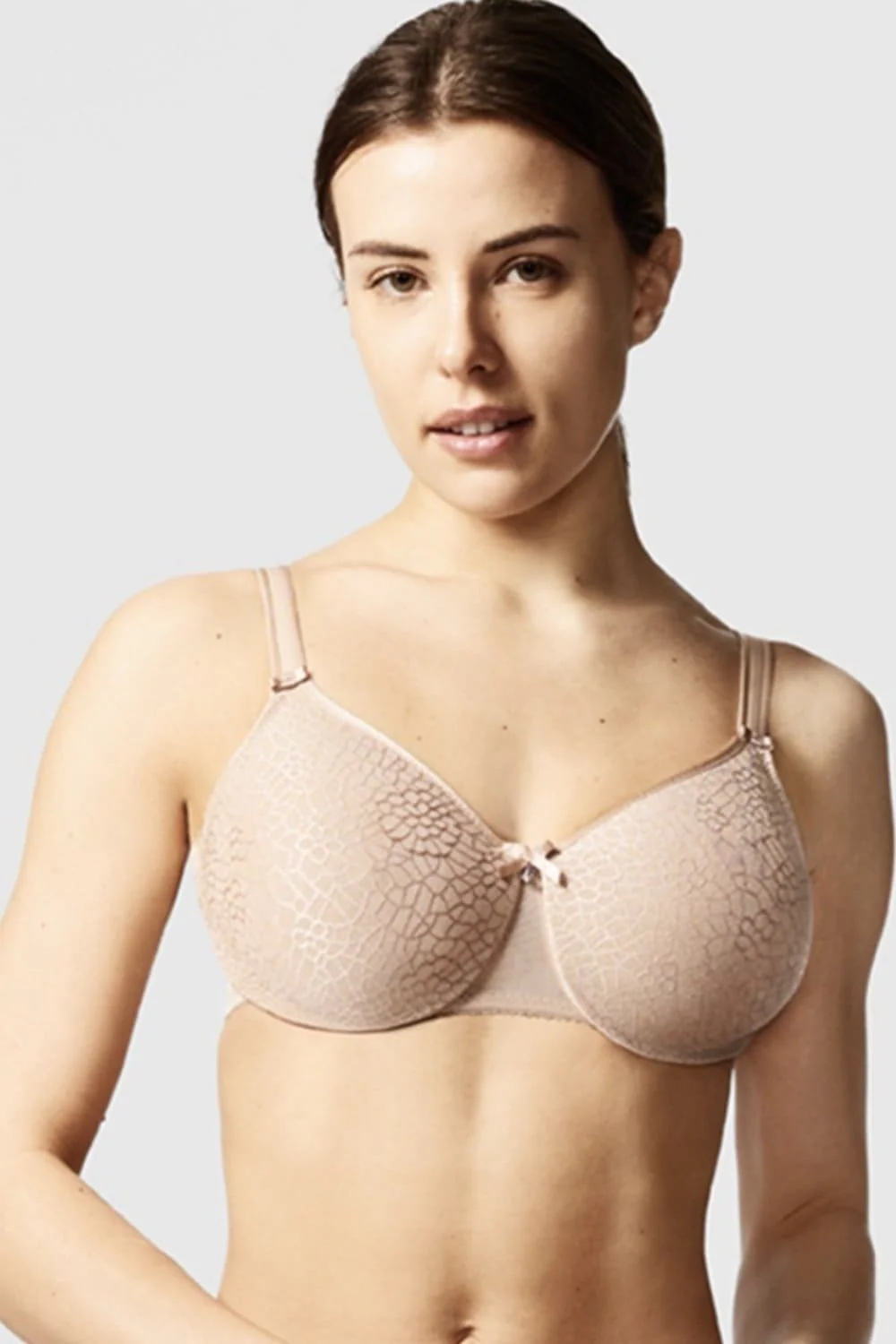 Chantelle C-Magnifique Molded Minimizer Bra - Image 4