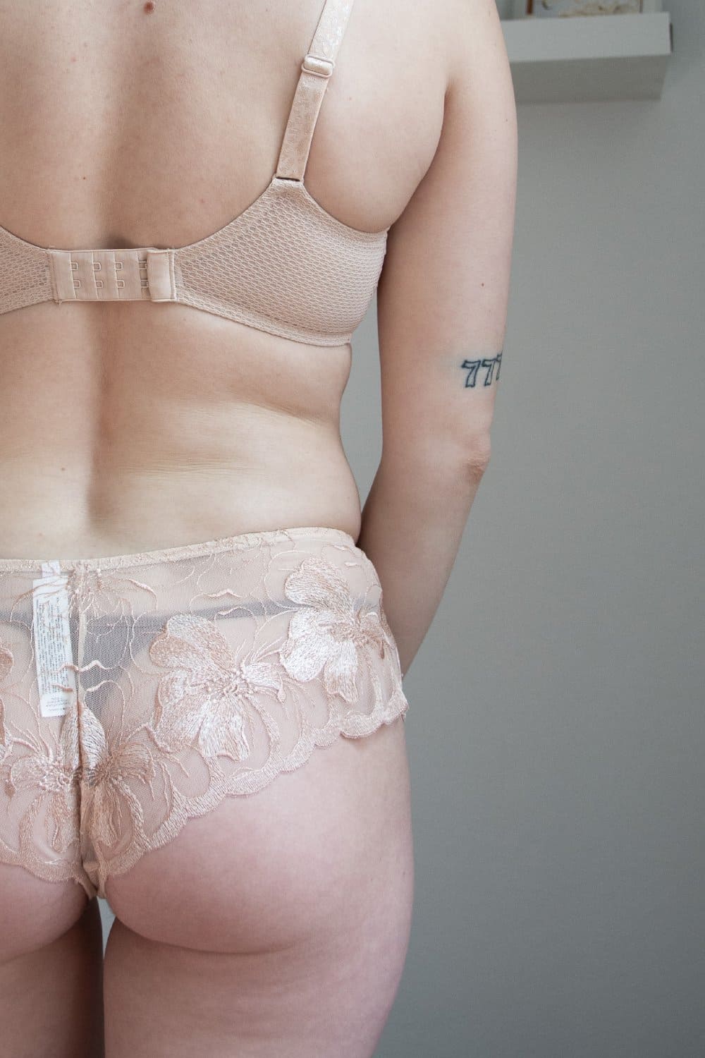 Chantelle Fleurs Demi Bra - Image 19