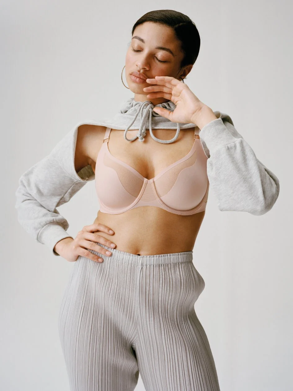 Chantelle Pure Light Full Cup Bra - Image 2