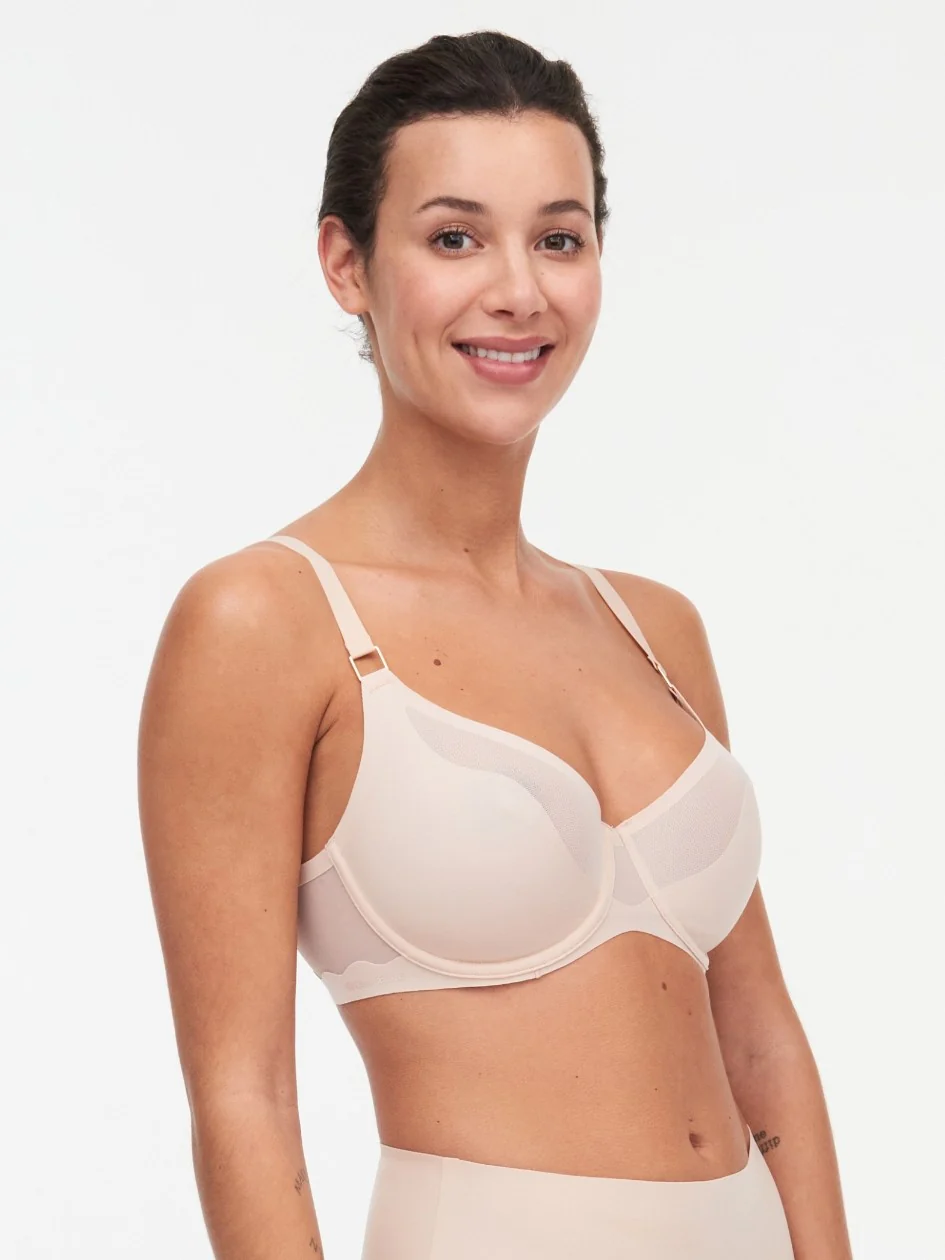 Chantelle Pure Light Full Cup Bra - Image 4