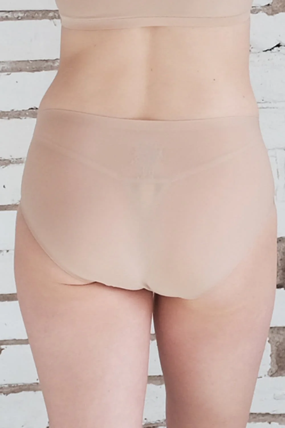 Chantelle Soft Stretch Hipster - Image 5