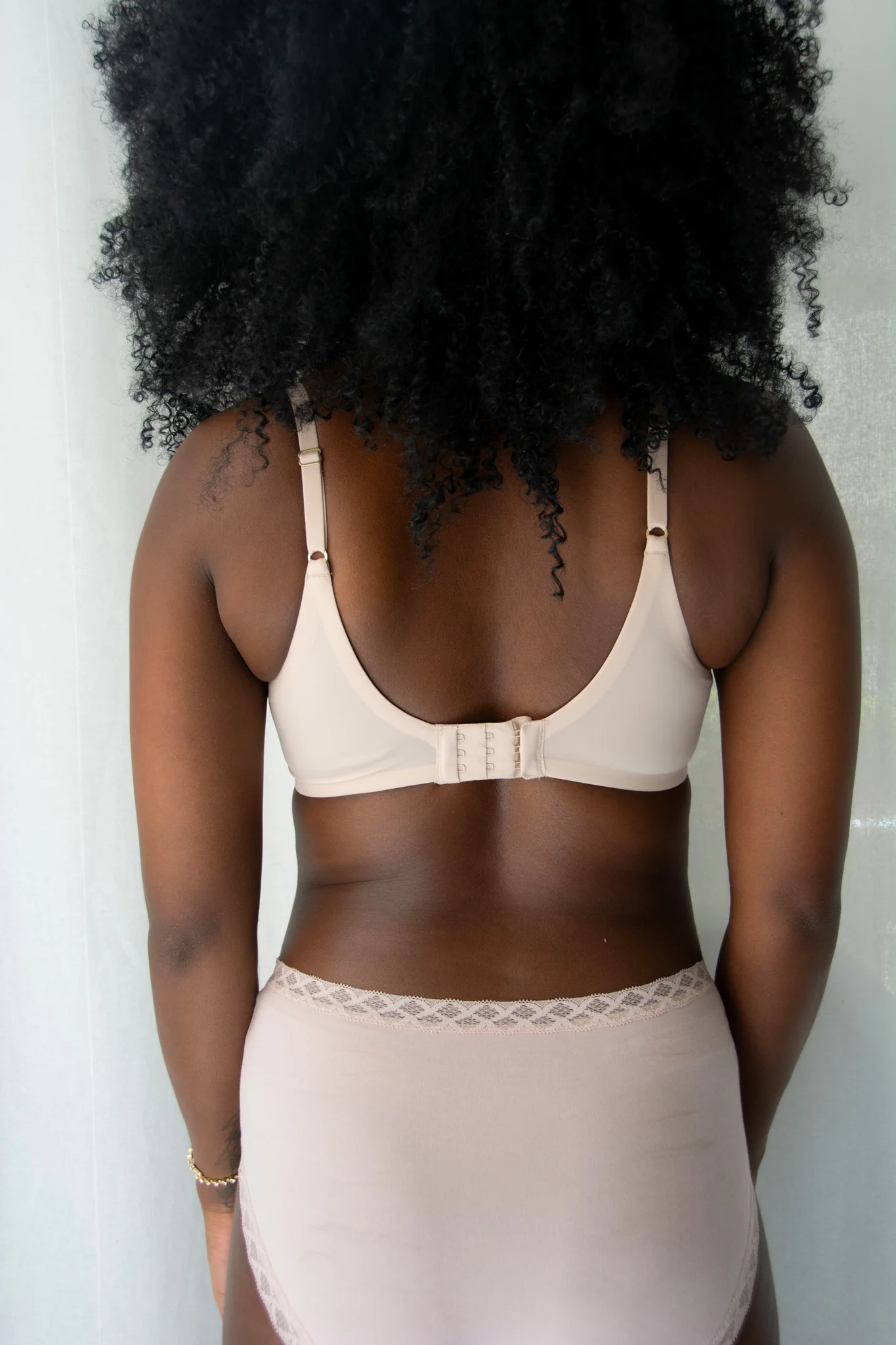 Natori Cloud Comfort Back Smoothing T-shirt Bra - Image 4