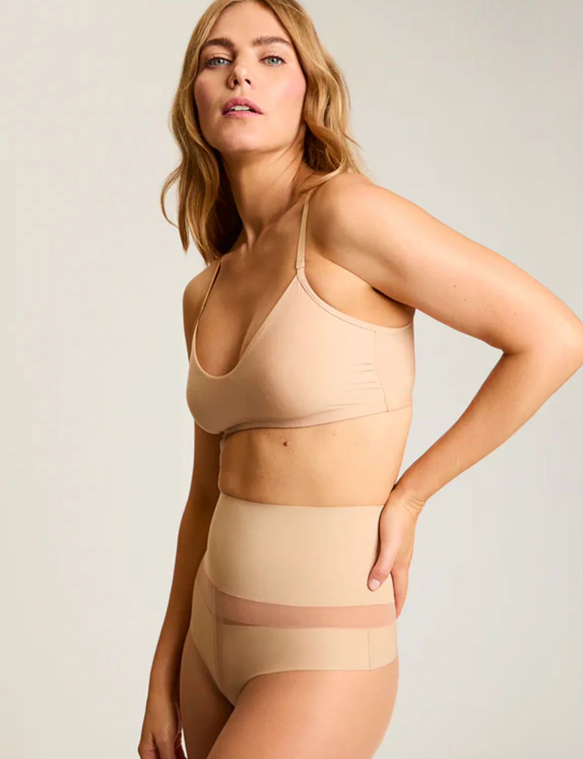 Commando Essential Sheer Tights - Image 12