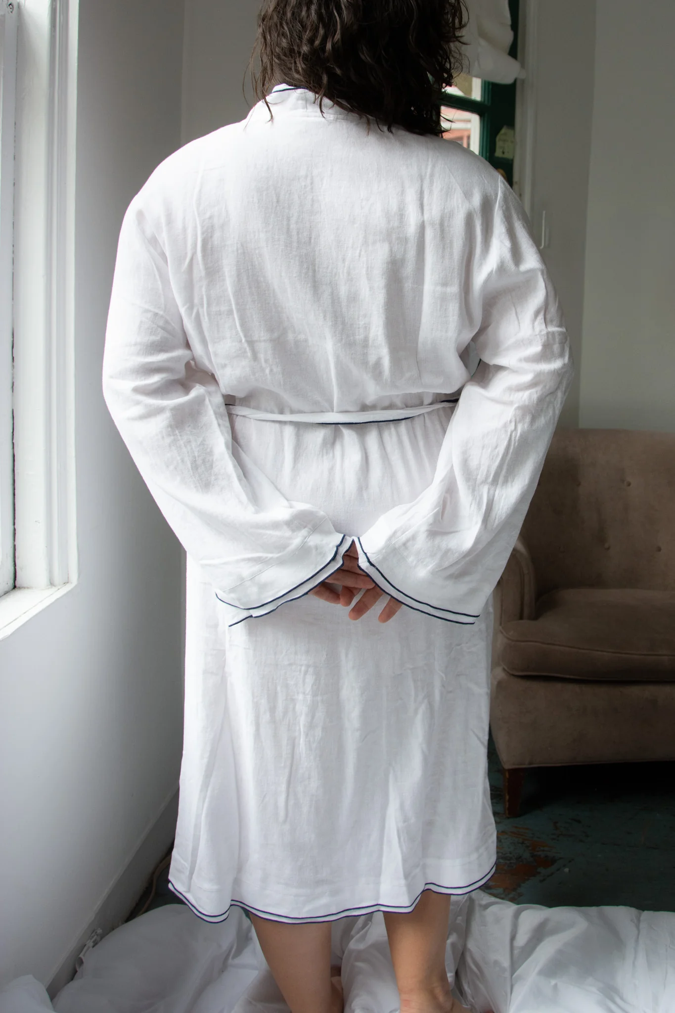 Eberjey Linen Blend Long Sleeve Robe - Image 9