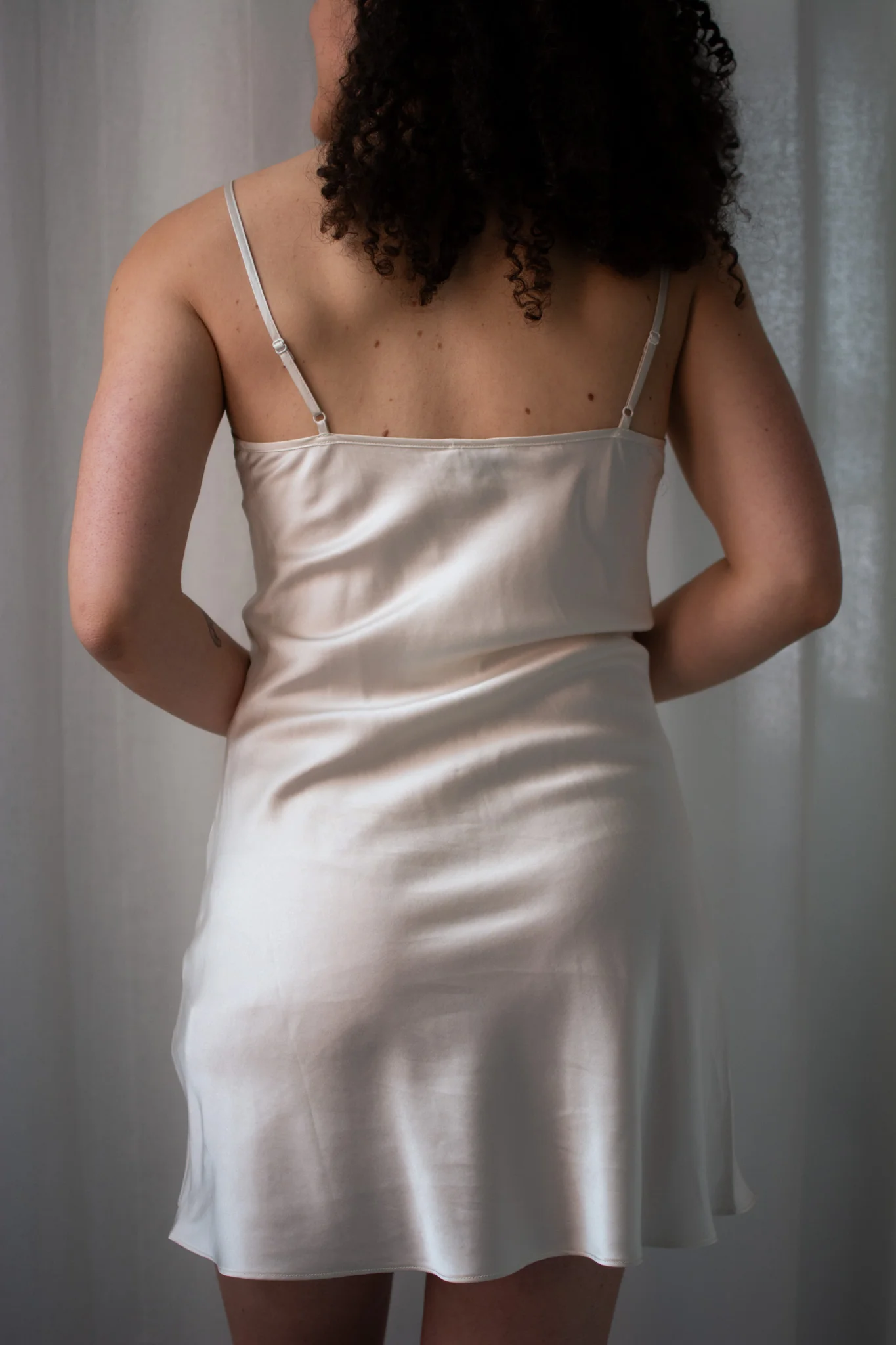 Ginia Jezebel Chemise - Image 10