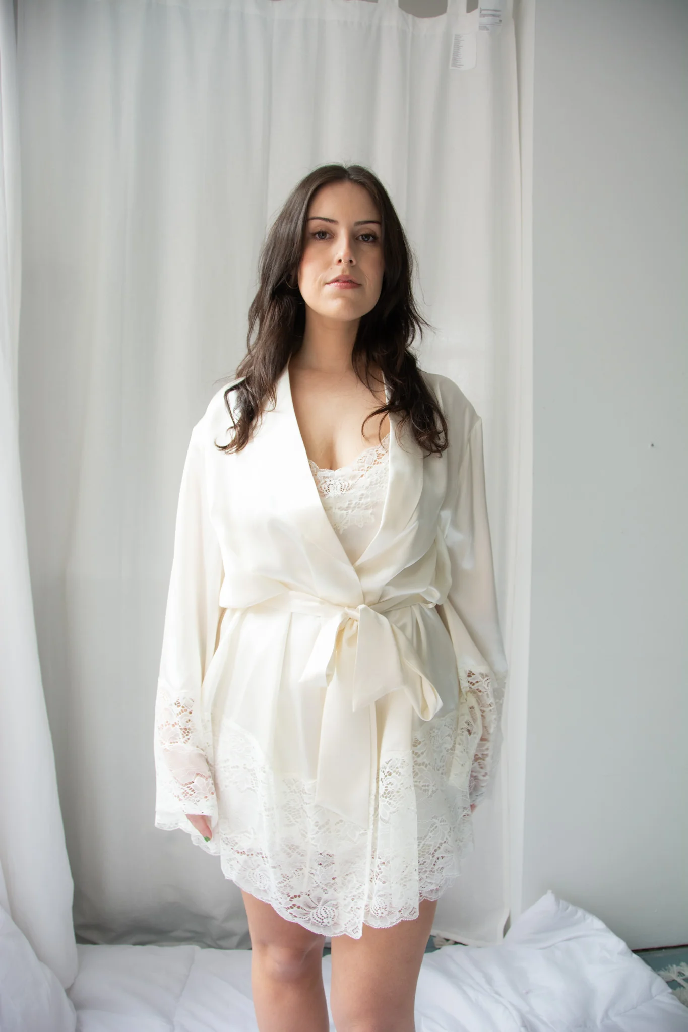 Ginia Silk Lace Robe - Image 8