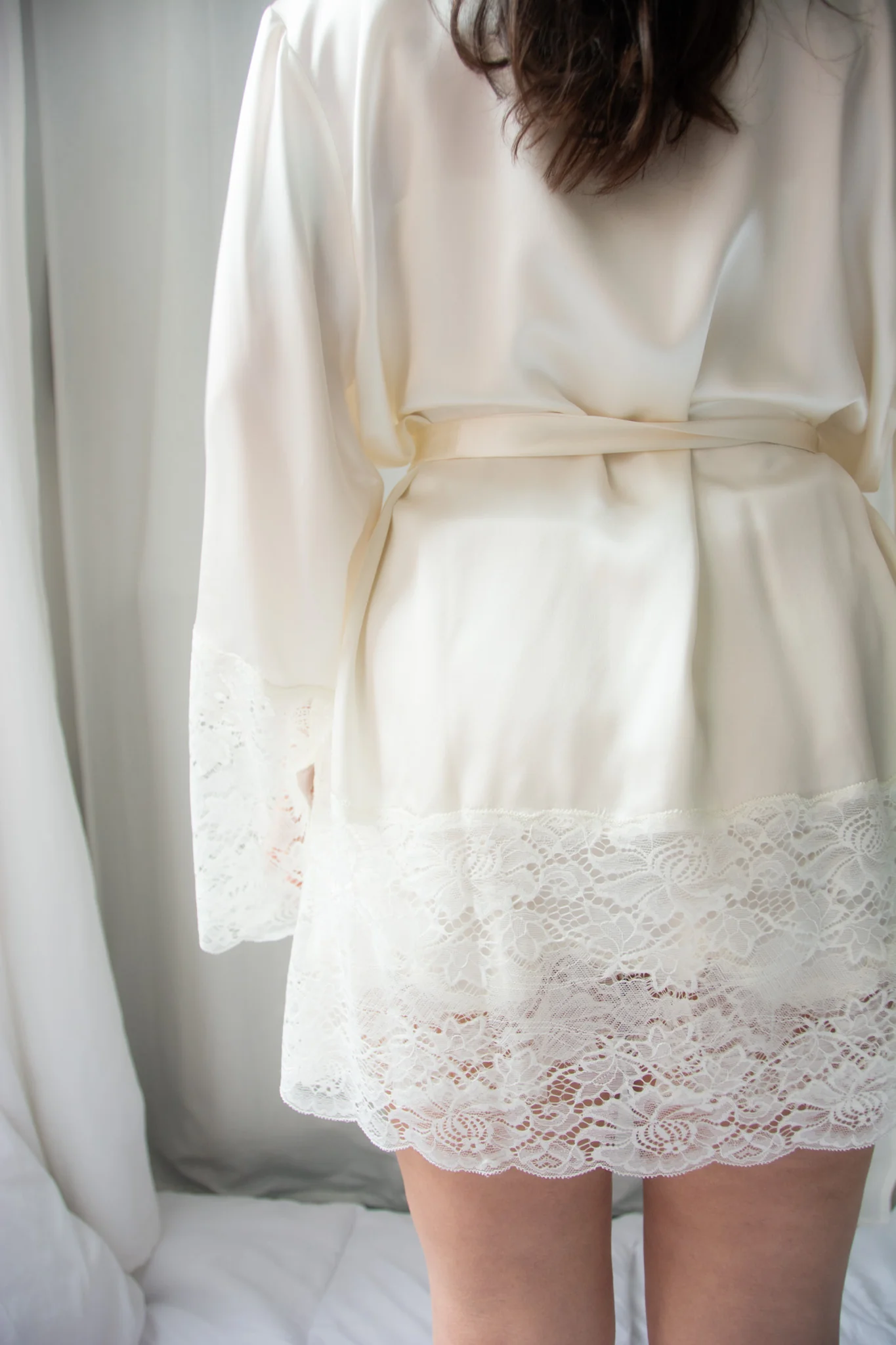 Ginia Silk Lace Robe - Image 9