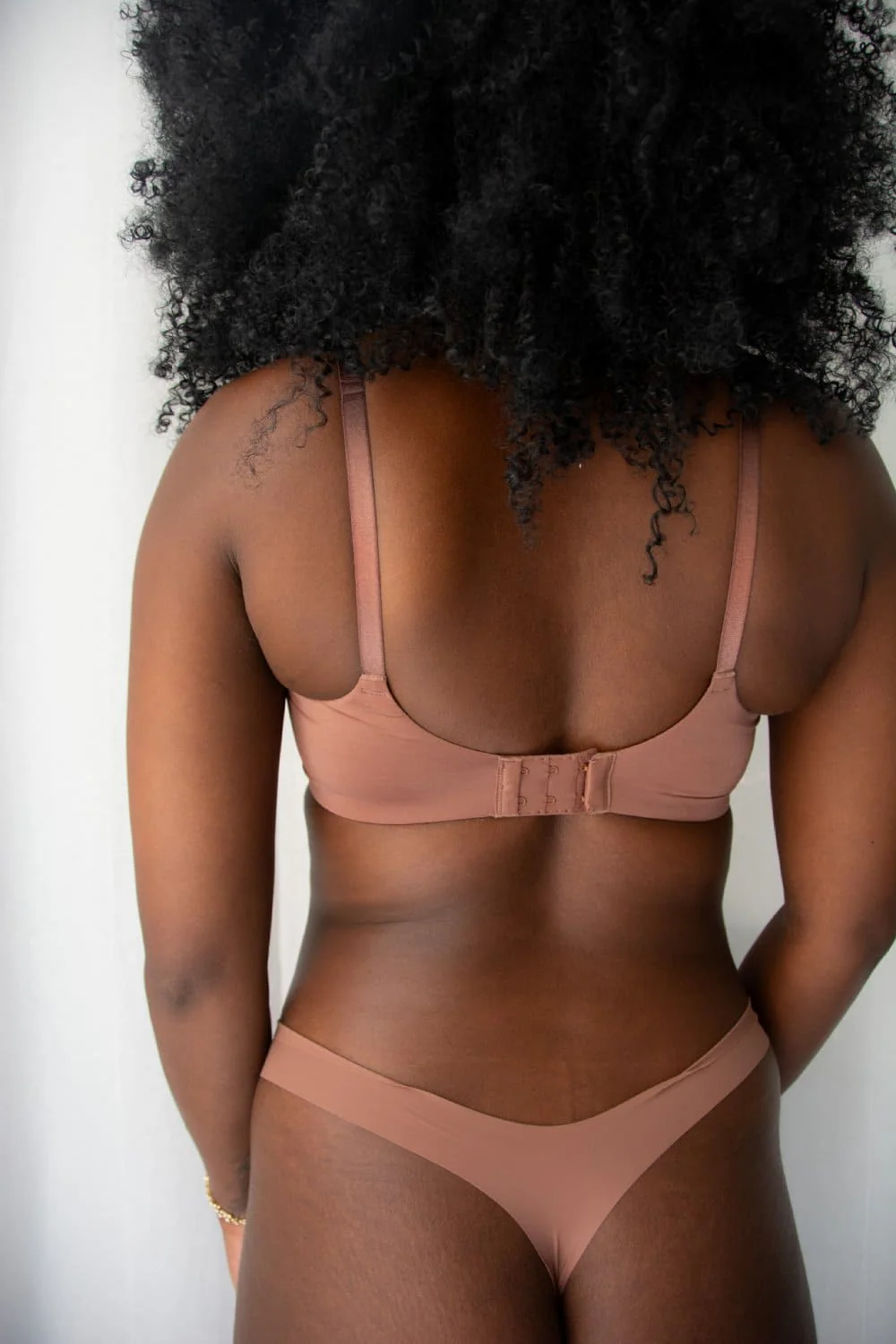 Natori Liquid Full Fit Contour Underwire Bra - Image 8