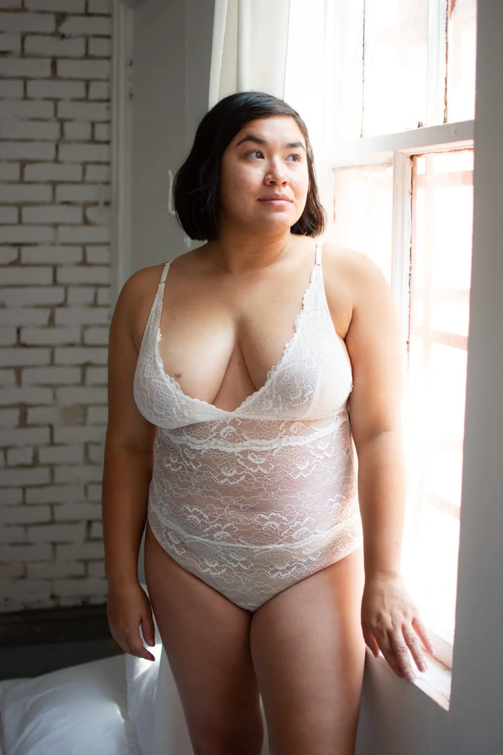 Samantha Chang All Lace Bodysuit - Image 15