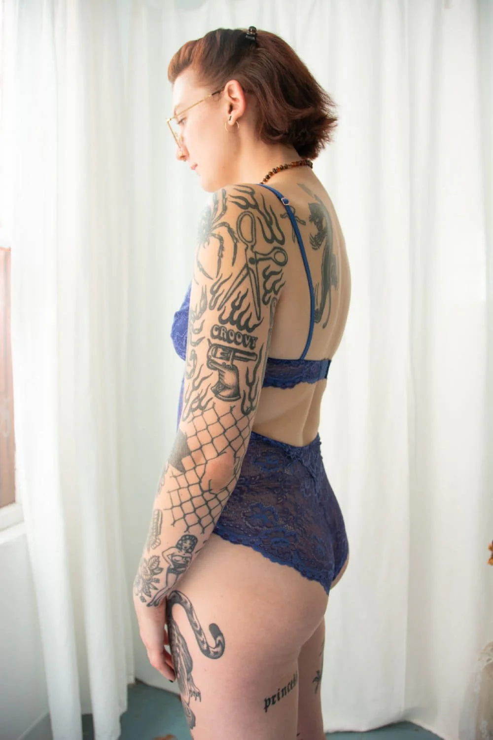 Samantha Chang All Lace Bodysuit - Image 4