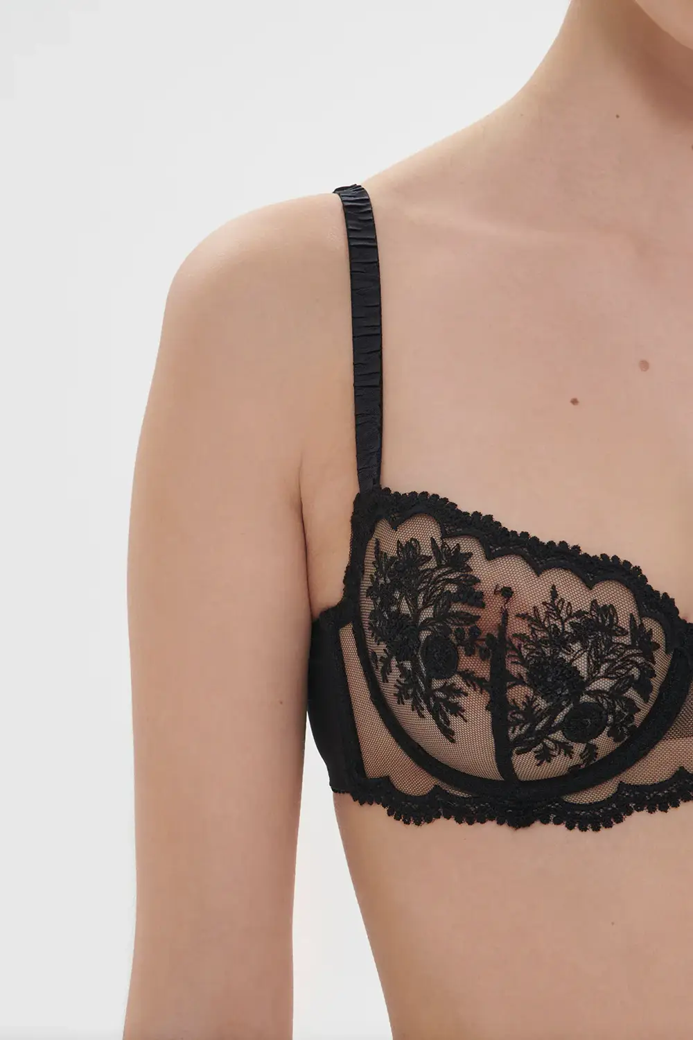 Simone Perele Intrigue Sheer Demi - Image 15
